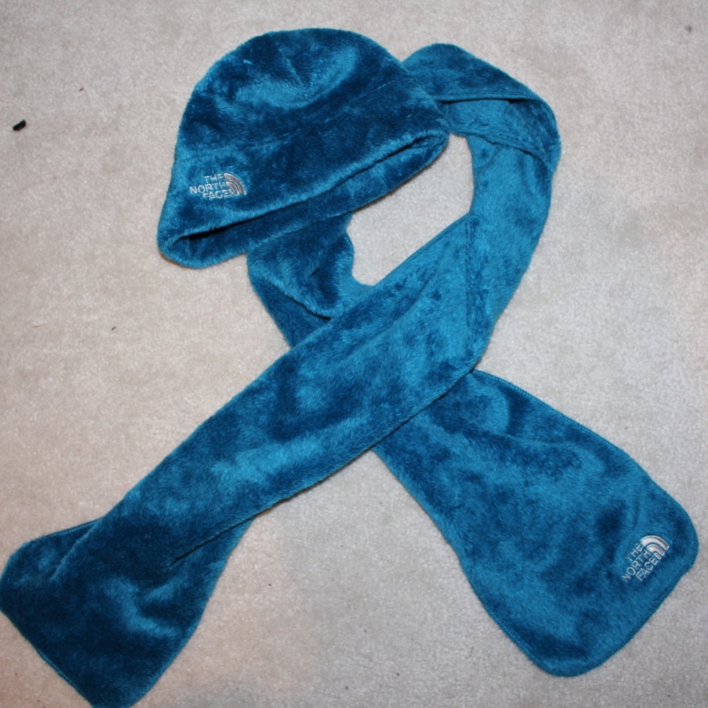 The North Face Youth Scarf and Hat Bundle